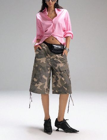 Pantaloni scurti SHEIN, maro