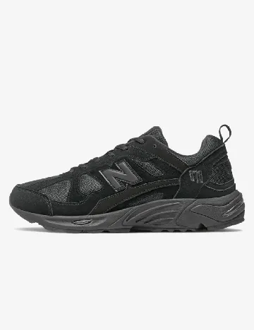 Adidasi New Balance, negru