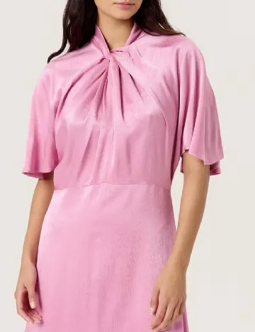 Rochie medie Soaked In Luxury, roz