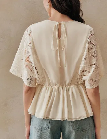 Bluza Anewsta, crem