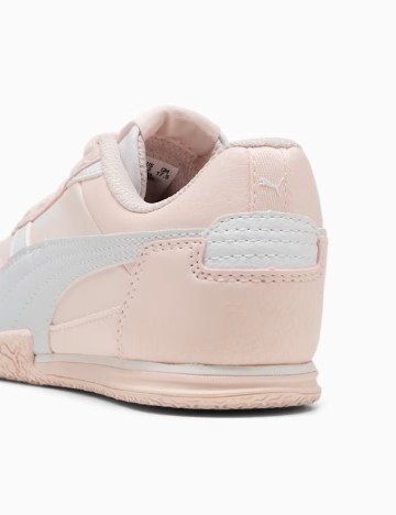 Adidasi Puma, roz