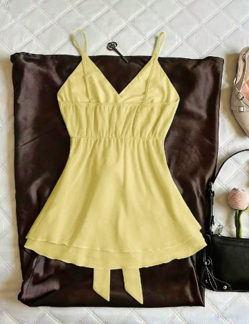 Top SHEIN, galben