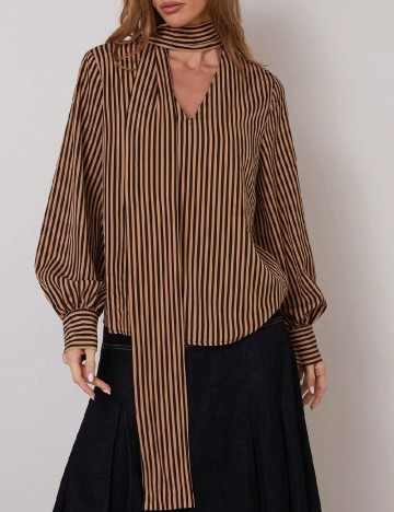 Bluza SHEIN, maro