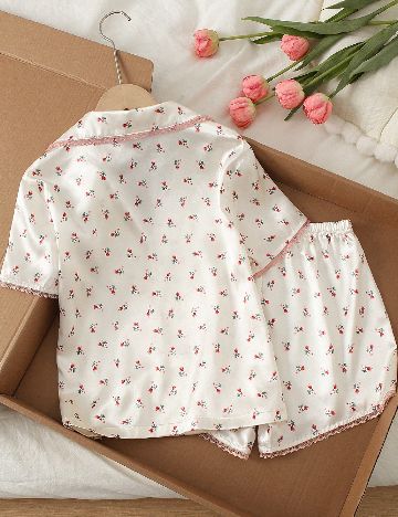 Pijama Shein Kids, crem