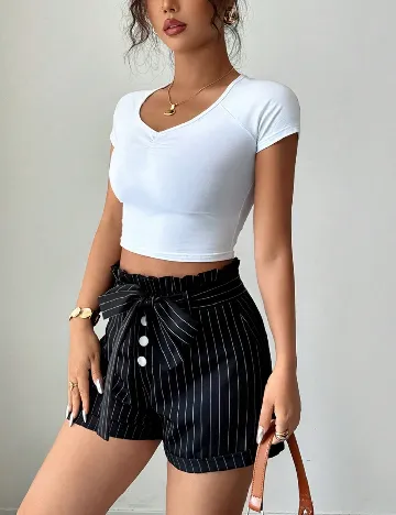 Pantaloni scurti SHEIN, negru