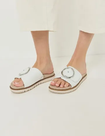 Slapi Tamaris, alb