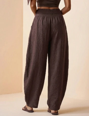 Pantaloni SHEIN, maro