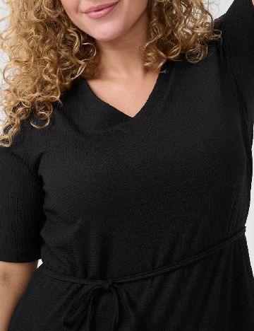 Rochie medie Kaffe Curve, negru