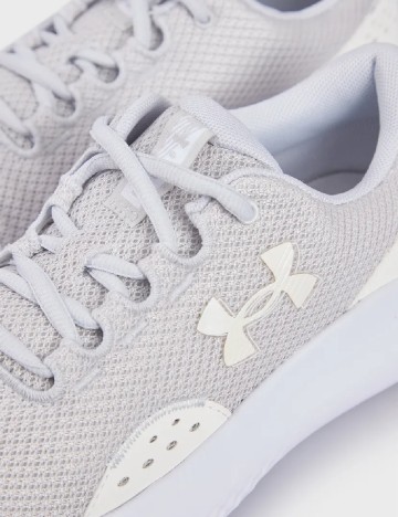 Adidasi Under Armour, gri