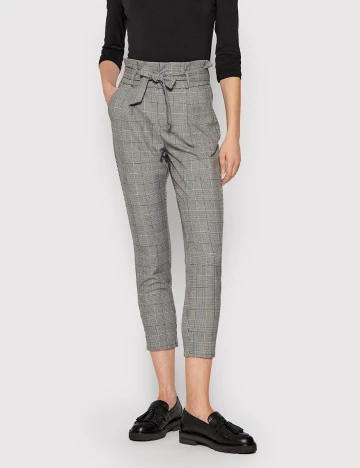 Pantaloni Vero Moda, gri Gri