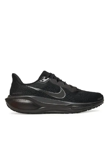 Adidasi Nike, negru