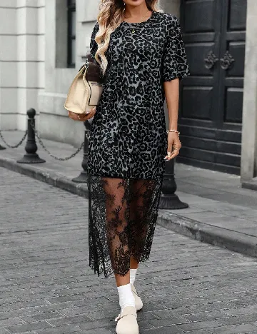 Rochie medie SHEIN, animal print
