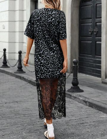 Rochie medie SHEIN, animal print