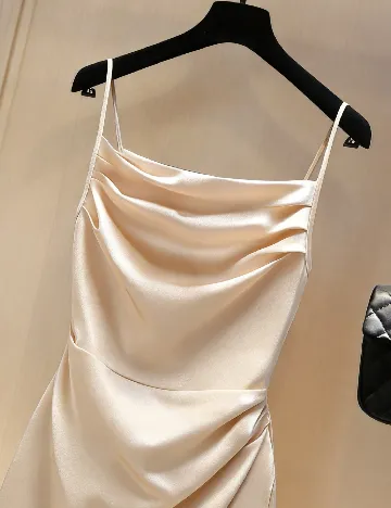 Rochie medie SHEIN, crem