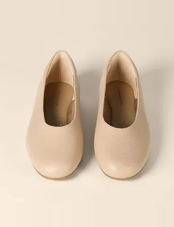 Balerini Amazon Essentials, crem