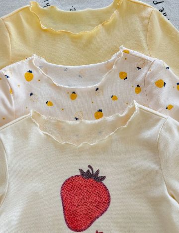 Set compleuri Shein Kids, galben
