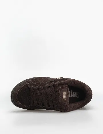 Adidasi Etnies, maro