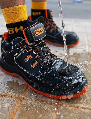 Ghete de protectie cu varf metalic Black Hammer, negru