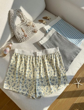 Set Pantaloni scurti 3 perechi SHEIN CURVE, mix culori