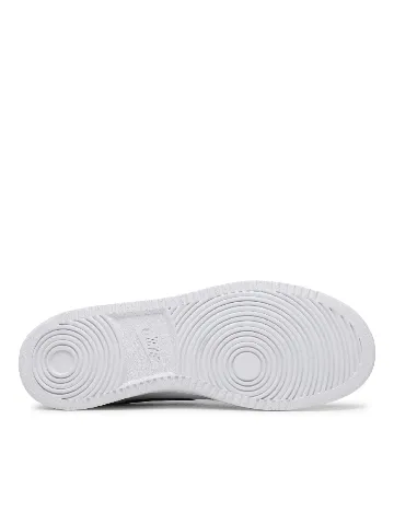 Adidasi Nike, alb