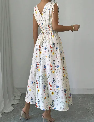 Rochie medie SHEIN, crem