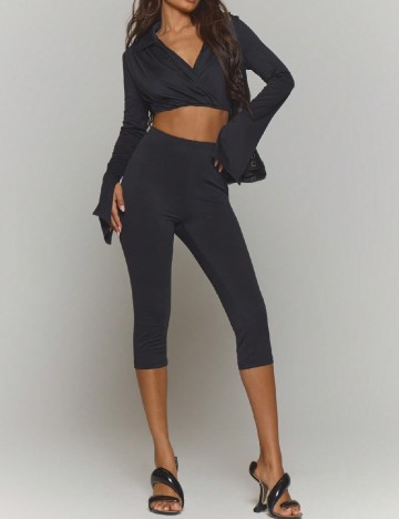 Top Musera, negru