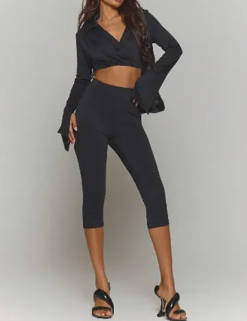 Top Musera, negru
