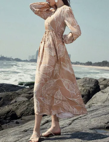 Rochie medie Aveloria, maro