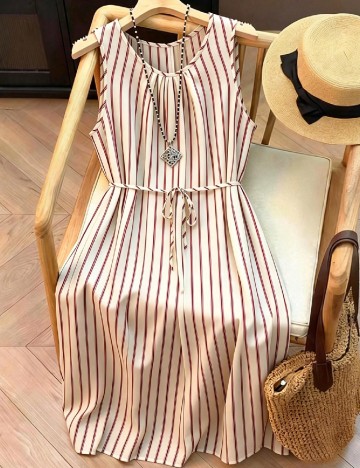 Rochie scurta SHEIN CURVE, crem/rosu