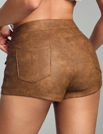 Pantaloni scurti Romwe, maro