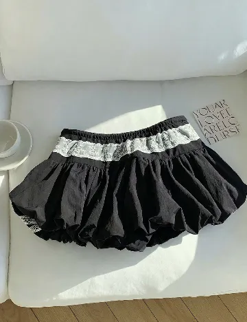 Pantaloni scurti SHEIN, negru
