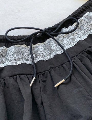 Pantaloni scurti SHEIN, negru