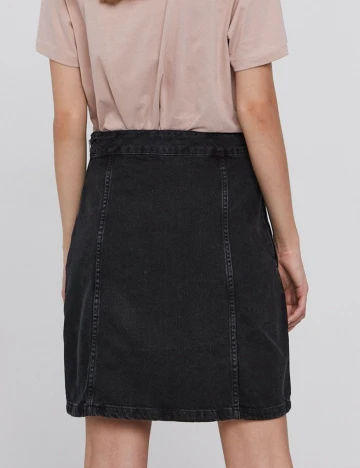 Fusta Noisy May, negru