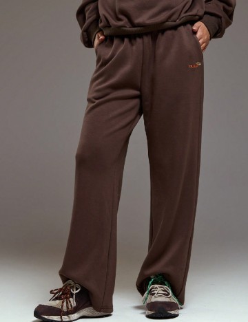 Pantaloni Musera, maro