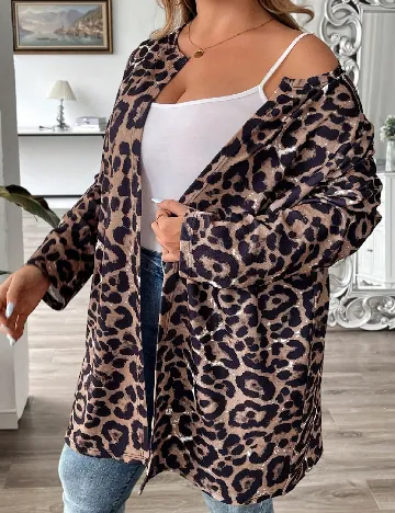 Blazer SHEIN CURVE, animal print