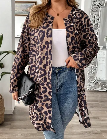 Blazer SHEIN CURVE, animal print