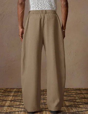 Pantaloni Anewsta, maro
