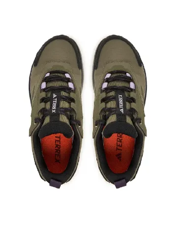 Adidasi Adidas, verdes