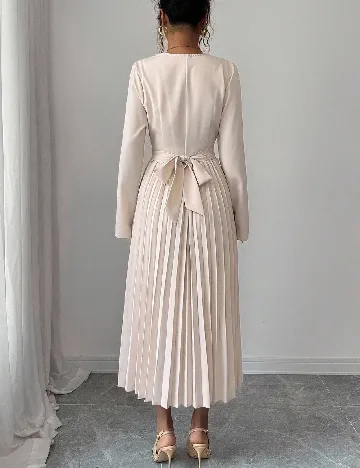 Rochie medie SHEIN, crem