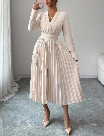 Rochie medie SHEIN, crem