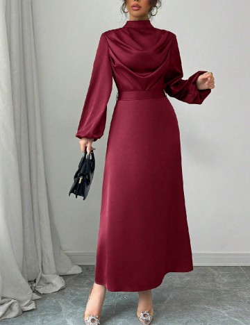 Rochie medie SHEIN, visiniu