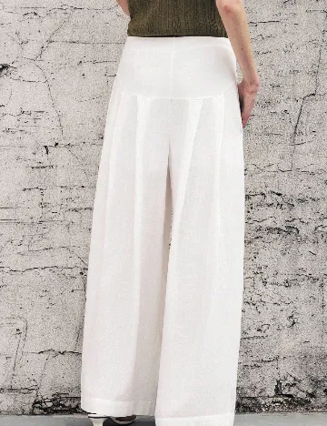 Pantaloni SHEIN, alb