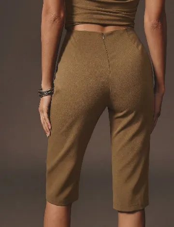 Pantaloni trei sferturi SHEIN, maro