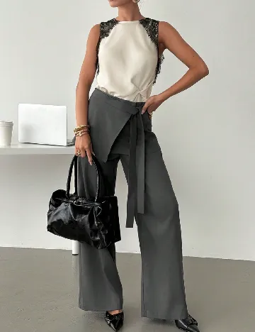 Pantaloni SHEIN, gri
