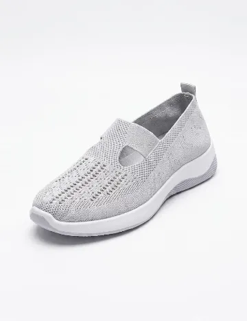Pantofi, mov