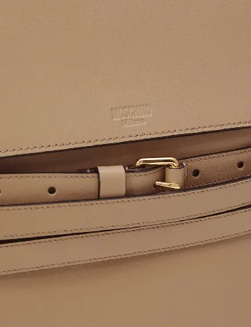 Geanta Moschino, maro