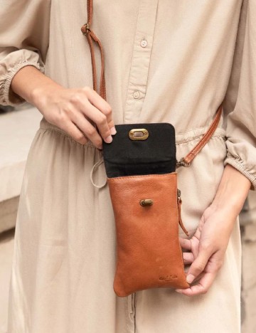 Geanta Gusti Leather Studio, maro