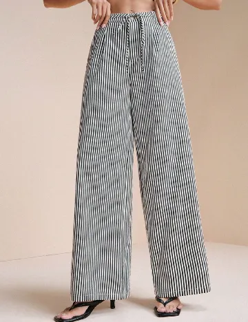 Pantaloni SHEIN, negru/alb
