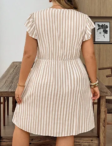 Rochie medie SHEIN CURVE, alb/crem