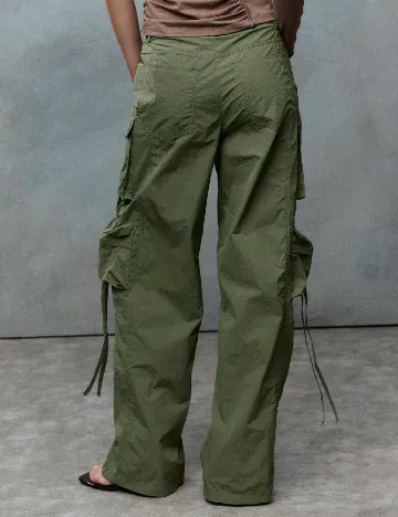 Pantaloni SHEIN, verde